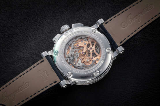 BREGUET MARINE TOURBILLON CHRONOGRAPH REF. 5839, A GOLD AND DIAMOND-SET WRISTWATCH - Foto 3