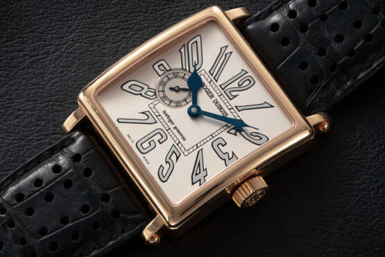 ROGER DUBUIS, GOLDEN SQUARE, A LIMITED EDITION MANUAL-WINDING WRISTWATCH - photo 1