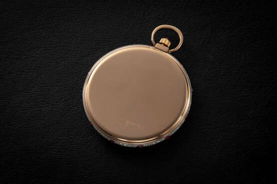 VACHERON CONSTANTIN REF. 6005, A GOLD POCKET WATCH WITH DIAMONDS AND RUBIES - фото 2