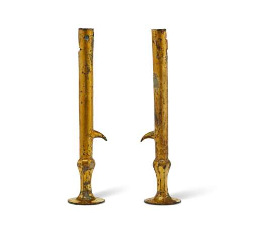 A PAIR OF GILT-BRONZE STAFF ENDS - фото 2