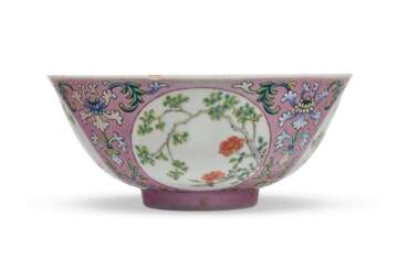 A FAMILLE ROSE PINK-GROUND SGRAFFITO 'MEDALLION' BOWL