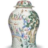 A LARGE FAMILLE ROSE BALUSTER JAR AND COVER - photo 4