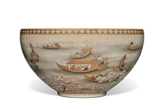 A SATSUMA BOWL WITH CHERRY BLOSSOM VIEWING SCENE AND THOUSANDS OF BUTTERFLIES - photo 4