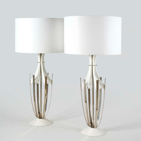 PAIR OF MODERNIST TABLE LAMPS - photo 1