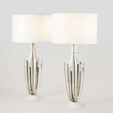 PAIR OF MODERNIST TABLE LAMPS - photo 2