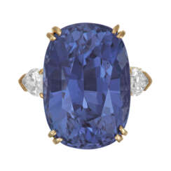 COLOR-CHANGE SAPPHIRE AND DIAMOND RING