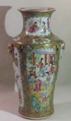 Vase style of 