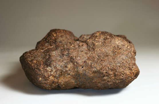 AN EXTRATERRESTRIAL SCULPTURE — A SERICHO METEORITE - фото 2
