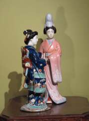 Deux geisha du Japon, de la porcelaine