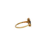 Ring mit Saphir und 2 Altschliffdiamanten zus. ca. 0,3 ct, - photo 3