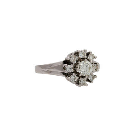 Ring mit Diamanten von zus. ca. 0,54 ct als Rosette angeordnet, - Foto 1