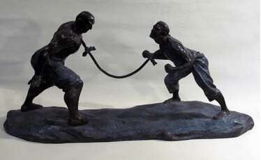 Скульптура «Борьба на мечах»