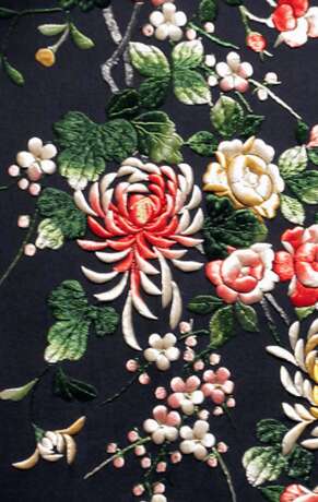 Вышивка Япония шелк 20-го века - фото 2