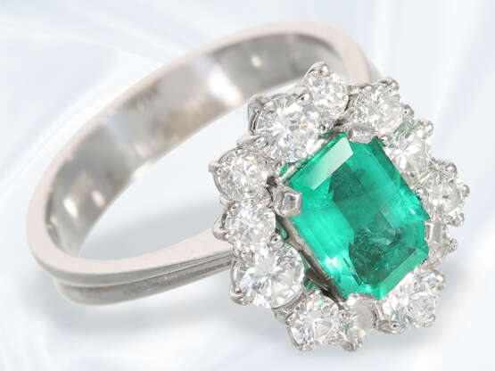 Ring: sehr schöner vintage Damenring mit Smaragd/Brillant-Besatz, 18K Gold - Foto 2