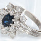 Ring: attraktiver vintage Saphir/Brillant-Damenring, ca. 1,3ct feine Brillanten - фото 4