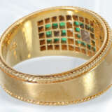 Ring: dekorativer Smaragd/Brillant-Goldschmiedering, 18K Gold - photo 5