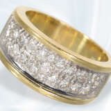 Ring: breiter und solide gearbeiteter Brillant-Goldschmiedering, ca. 0,63ct - photo 1