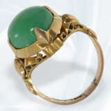 Sehr dekorativer antiker Goldring mit Jadeitcabochon, 18K Gelbgold - photo 4