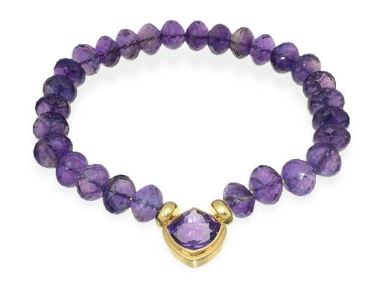 Collier/Kette: einzigartiges Amethyst-Collier, äußerst hochwertige Goldschmiedeanfertigung in 18K Gold, ca.1.200ct - фото 1