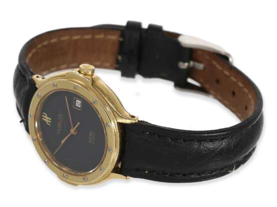 Armbanduhr: elegante goldene Damenuhr Hublot "MDM", Ref. 1391.3 - фото 3