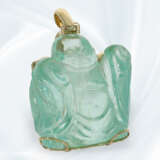 Anhänger: unikater Goldschmiedeanhänger "Buddha" aus geschnittenem kolumbianischen Smaragd, ca. 60ct - фото 1