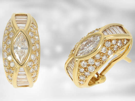 Ring/Ohrschmuck: dekoratives vintage Schmuckset aus Ring und Ohrclips mit Diamanten, insgesamt ca. 4,41ct, 18K Gold - Foto 4