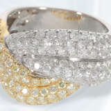 Ring: hochwertiger und sehr dekorativer Goldschmiedering mit feinen Brillanten, ca. 2,74ct, neuwertig - Foto 2