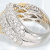 Ring: hochwertiger und sehr dekorativer Goldschmiedering mit feinen Brillanten, ca. 2,74ct, neuwertig - Foto 6