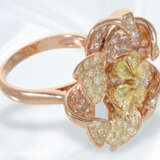 Ring: ungetragener, äußerst interessant gearbeiteter und moderner Designer-Brillant/Goldschmiedering in Blütenform, ca. 3,57ct Fancy Pink/Yellow - photo 5