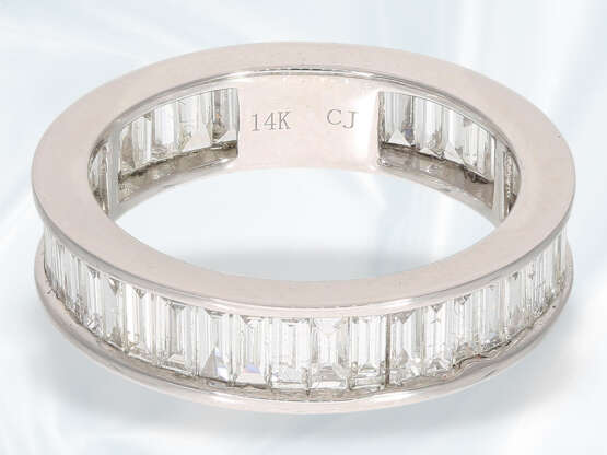 Ring: moderner, feiner Memoirering mit Diamanten, ungetragen, lt. Originaletikett ca. 2,29ct - photo 2