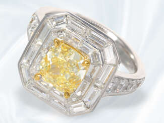Sehr exklusiver Brillant/Diamant-Goldschmiedering mit einem gelben Fancy Diamanten von ca. 2,29ct, GIA-Report
