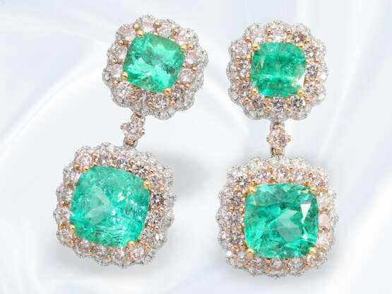 Sehr hochwertige Ohrringe mit Brillanten und besonders feinen Smaragden, ca. 11,94ct, 18K Weißgold, ungetragen - Foto 1