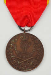 Lippe-Detmold: Militärverdienstmedaille, mit Schwertern (1914-1918).