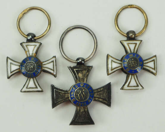 Preussen: Kronen-Orden, 3. Modell (1871-1918), 3./4. Klasse Miniatur - 3 Exemplare. - photo 2