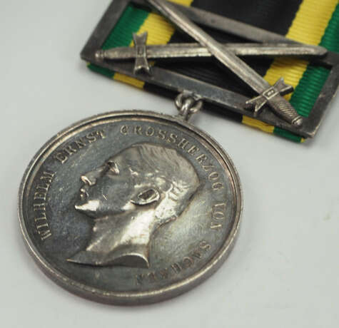 Sachsen-Weimar-Eisenach: Verdienstmedaille, 1914, Silber mit Schwertern. - photo 2