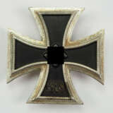 Eisernes Kreuz, 1939, 1. Klasse - L/13 mit runder 3. - фото 1