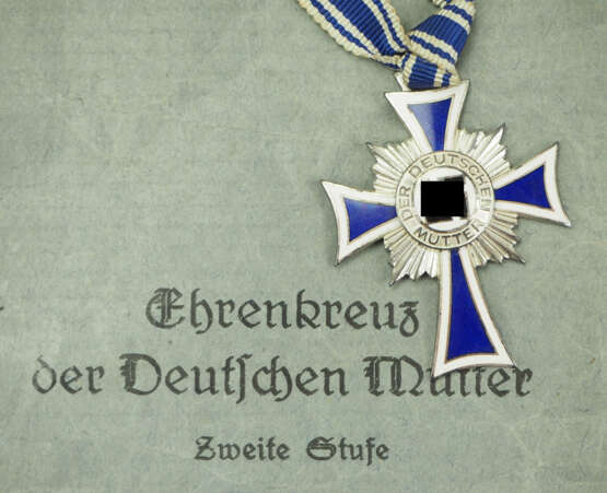 Ehrenkreuz der Deutschen Mutter, in Silber, in Tüte - J. Scheibler's Söhne. - фото 1