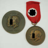 Adolf Hitler und v. Hindenburg Medaille - 2 Exemplare. - Foto 1