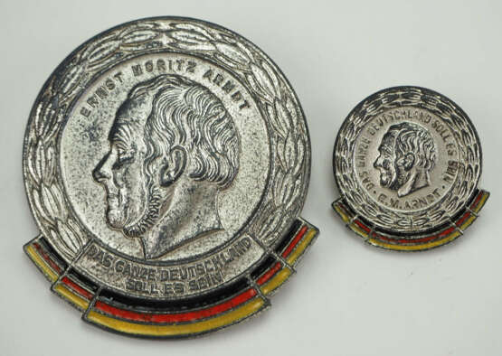 DDR: Ernst-Moritz-Arndt Medaille, mit Miniatur. - Foto 1