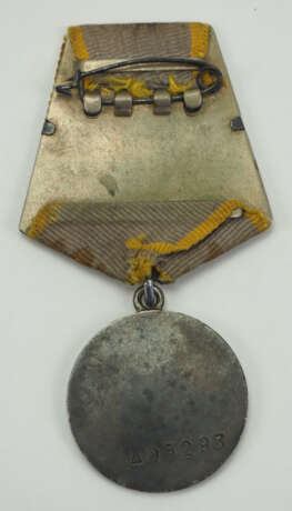 Sowjetunion: Medaille für Verdienste im Kampf, 2. Typ. - Foto 3
