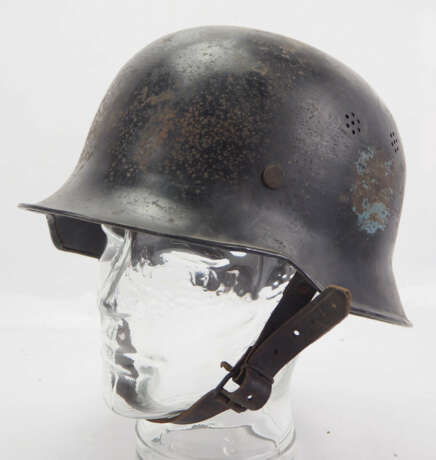 Polizei: Stahlhelm. - Foto 1