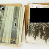 Zigarettenbilderalbum Adolf Hitler / Deutschland Erwache. - Foto 1