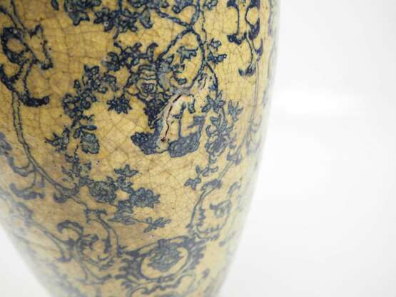 Vase. - photo 3