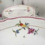 Speiseservice mit Blumendekor, Meissen. - photo 2