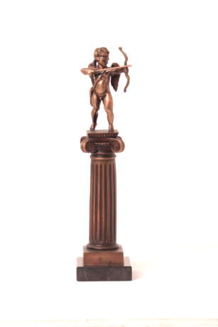 Купидон Bronze станковая скульптура Réalisme Peinture mythologique минск 2001 - photo 1