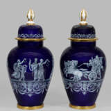 Seltenes Paar prächtiger monumentaler Vasen - photo 2