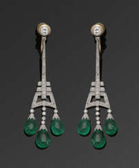 Paar elegante Art Déco-Smaragd-Chandeliers