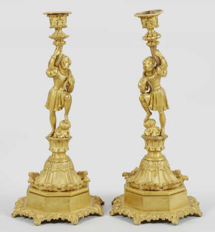 Paar große Louis Philippe-Kerzenleuchter - Foto 1