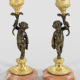 Paar kleine Louis XV-Figurenleuchter - photo 1