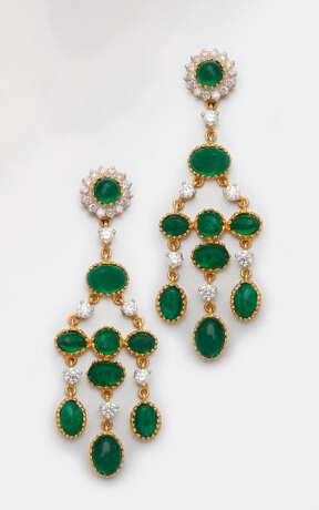 Paar repräsentative Smaragd-Chandeliers - фото 1